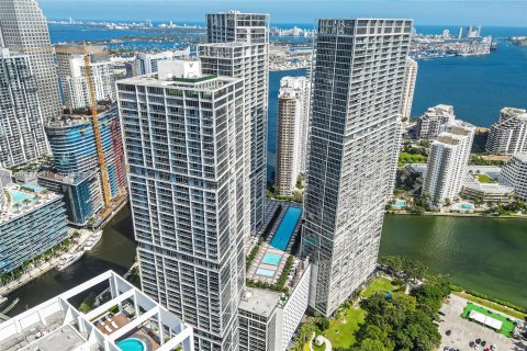 Condo in Miami, Florida, 1 bedroom  № 1378896 - photo 20