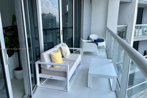 Condominio en venta en Miami, Florida, 1 dormitorio, 75.81 m2 № 1378896 - foto 4