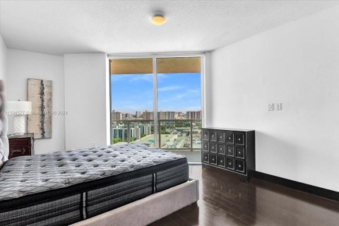 Copropriété à vendre à Sunny Isles Beach, Floride: 4 chambres, 270.44 m2 № 1206502 - photo 29