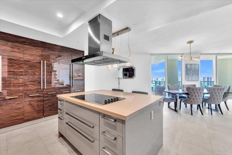 Copropriété à vendre à Sunny Isles Beach, Floride: 4 chambres, 270.44 m2 № 1206502 - photo 18