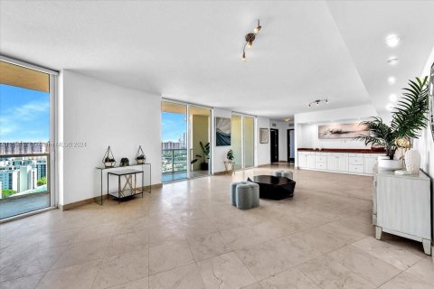 Condominio en venta en Sunny Isles Beach, Florida, 4 dormitorios, 270.44 m2 № 1206502 - foto 19