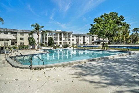 Condo in Zephyrhills, Florida, 1 bedroom  № 1193990 - photo 30