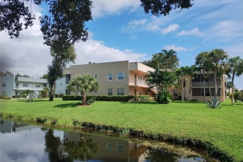 Condominio en venta en Delray Beach, Florida, 2 dormitorios, 84.26 m2 № 777819 - foto 10