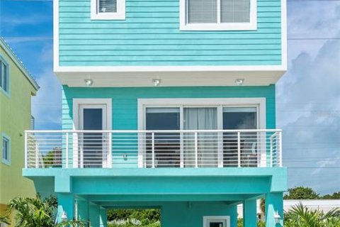 Villa ou maison à vendre à Key Largo, Floride: 4 chambres, 136.57 m2 № 973994 - photo 1
