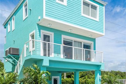 Villa ou maison à vendre à Key Largo, Floride: 4 chambres, 136.57 m2 № 973994 - photo 2