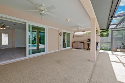 Villa ou maison à vendre à Cape Coral, Floride: 3 chambres, 237.55 m2 № 800391 - photo 29