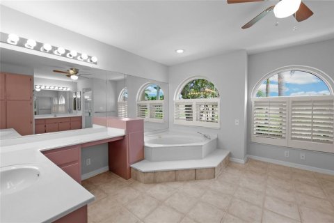 Casa en venta en Cape Coral, Florida, 3 dormitorios, 237.55 m2 № 800391 - foto 9