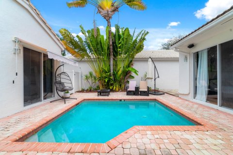 Villa ou maison à vendre à West Palm Beach, Floride: 3 chambres, 174.66 m2 № 994030 - photo 8