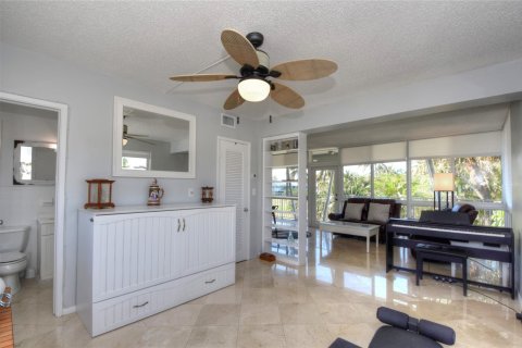 Condominio en venta en Hillsboro Beach, Florida, 2 dormitorios, 78.97 m2 № 1118506 - foto 16