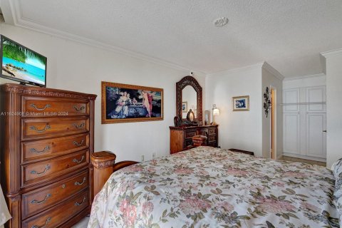 Condo in Hollywood, Florida, 1 bedroom  № 1271983 - photo 25