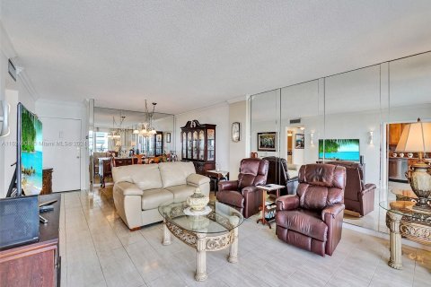 Condominio en venta en Hollywood, Florida, 1 dormitorio, 77.11 m2 № 1271983 - foto 12