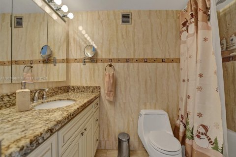 Condo in Hollywood, Florida, 1 bedroom  № 1271983 - photo 7