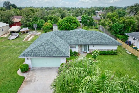 Villa ou maison à vendre à Lake Placid, Floride: 2 chambres, 127.18 m2 № 1310260 - photo 1