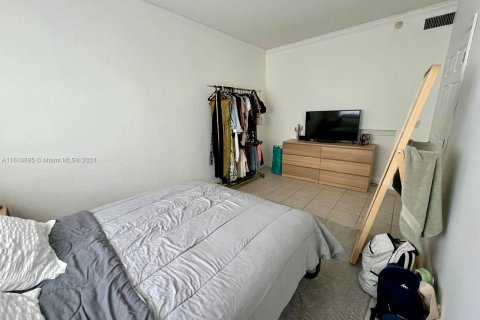 Купить кондоминиум в Дорал, Флорида 2 спальни, 158.86м2, № 1234762 - фото 19
