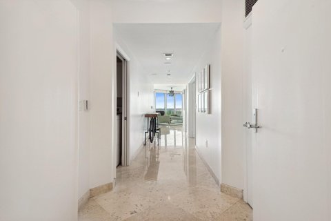 Copropriété à vendre à Hollywood, Floride: 3 chambres, 207.45 m2 № 940974 - photo 15