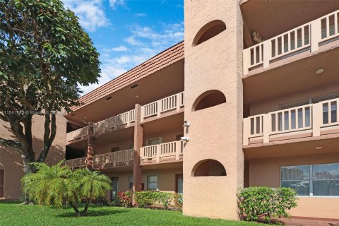 Condominio en venta en Sunrise, Florida, 1 dormitorio, 59.46 m2 № 1135734 - foto 27