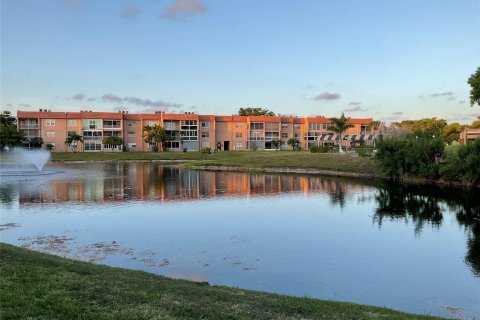 Condominio en venta en Sunrise, Florida, 2 dormitorios, 95.22 m2 № 1224479 - foto 16