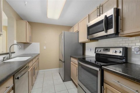 Copropriété à vendre à Orlando, Floride: 2 chambres, 97.08 m2 № 1372113 - photo 2