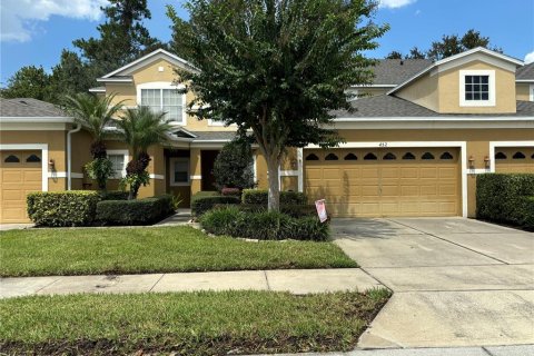 Townhouse in Winter Springs, Florida 3 bedrooms, 177.81 sq.m. № 1372111 - photo 1