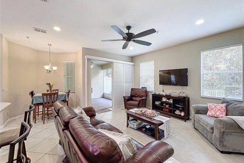 Adosado en venta en Winter Springs, Florida, 3 dormitorios, 177.81 m2 № 1372111 - foto 29