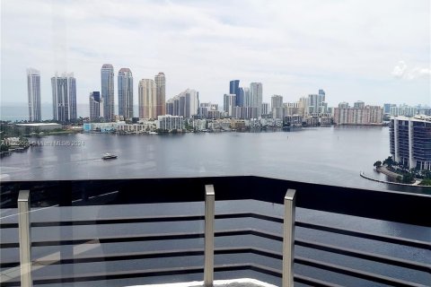 Condominio en venta en Aventura, Florida, 3 dormitorios, 157.38 m2 № 1368983 - foto 26