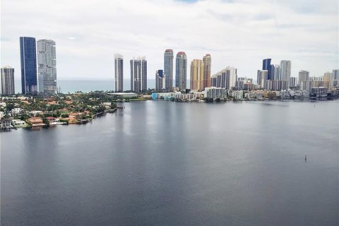 Condominio en venta en Aventura, Florida, 3 dormitorios, 157.38 m2 № 1368983 - foto 21