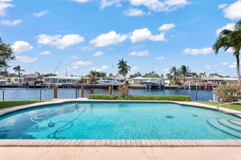 Casa en venta en Pompano Beach, Florida, 2 dormitorios, 164.44 m2 № 1270866 - foto 2