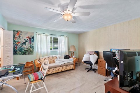 Villa ou maison à vendre à Pompano Beach, Floride: 2 chambres, 164.44 m2 № 1270866 - photo 12