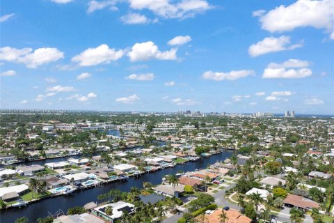 Villa ou maison à vendre à Pompano Beach, Floride: 2 chambres, 164.44 m2 № 1270866 - photo 18