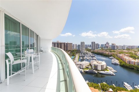 Condo in Aventura, Florida, 2 bedrooms  № 1181077 - photo 6