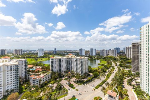 Condo in Aventura, Florida, 2 bedrooms  № 1181077 - photo 8