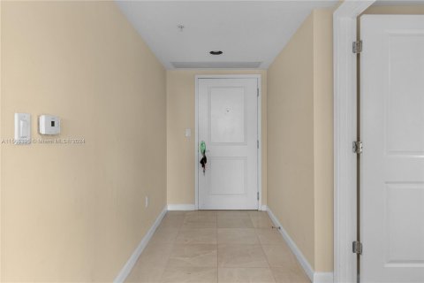 Condo in Fort Lauderdale, Florida, 2 bedrooms  № 1104011 - photo 14