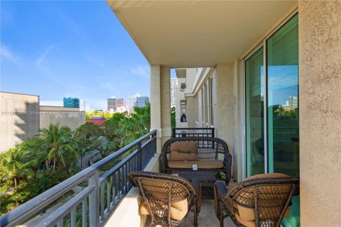 Condo in Fort Lauderdale, Florida, 2 bedrooms  № 1104011 - photo 19