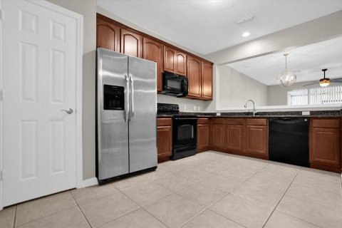 Touwnhouse à vendre à Orlando, Floride: 2 chambres, 143.07 m2 № 1372057 - photo 11