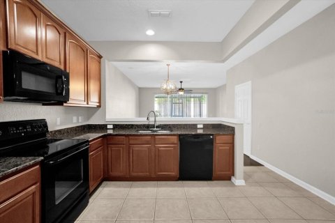 Townhouse in Orlando, Florida 2 bedrooms, 143.07 sq.m. № 1372057 - photo 12