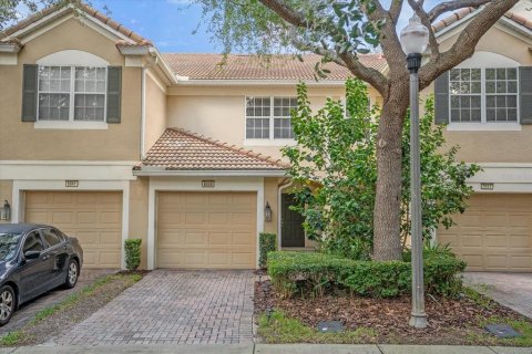 Townhouse in Orlando, Florida 2 bedrooms, 143.07 sq.m. № 1372057 - photo 1