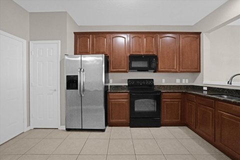 Townhouse in Orlando, Florida 2 bedrooms, 143.07 sq.m. № 1372057 - photo 14