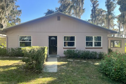 Villa ou maison à louer à Melrose, Floride: 1 chambre, 95.69 m2 № 832235 - photo 12