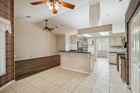 House in Hudson, Florida 4 bedrooms, 229.19 sq.m. № 1362807 - photo 23