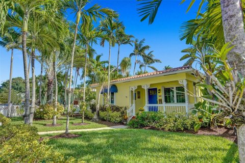 Villa ou maison à vendre à Hollywood, Floride: 2 chambres, 137.4 m2 № 1153346 - photo 4