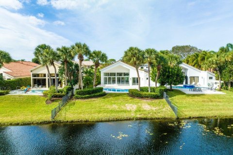 Villa ou maison à vendre à Palm Beach Gardens, Floride: 3 chambres, 250.09 m2 № 907556 - photo 4