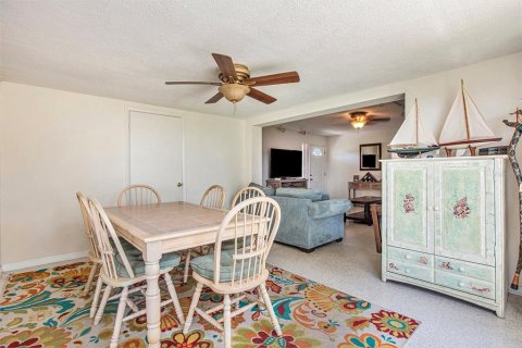 Villa ou maison à vendre à North Port, Floride: 2 chambres, 98.1 m2 № 1324927 - photo 6