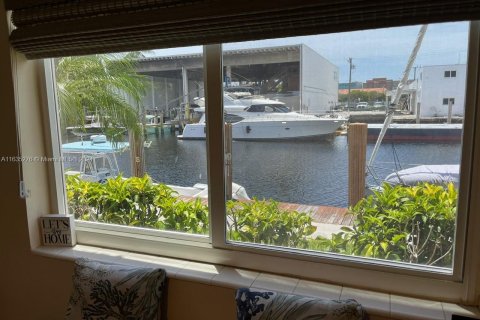 Condominio en venta en Fort Lauderdale, Florida, 2 dormitorios, 99.41 m2 № 1304997 - foto 8