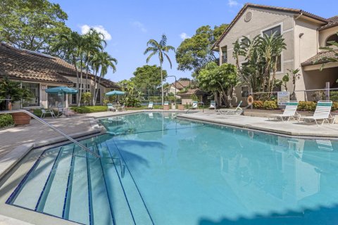 Condominio en venta en Pompano Beach, Florida, 1 dormitorio, 57.6 m2 № 1163045 - foto 2