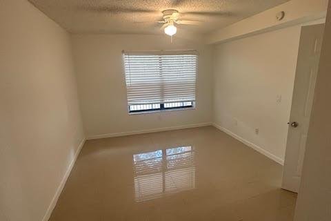 Condominio en venta en Pompano Beach, Florida, 1 dormitorio, 57.6 m2 № 1163045 - foto 20