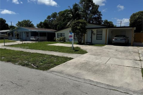 House in Pompano Beach, Florida 3 bedrooms, 94.76 sq.m. № 1269025 - photo 22