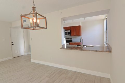 Condominio en venta en Delray Beach, Florida, 1 dormitorio, 67.91 m2 № 1118721 - foto 28