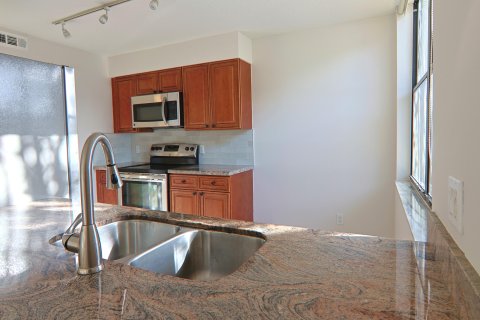 Condo in Delray Beach, Florida, 1 bedroom  № 1118721 - photo 23