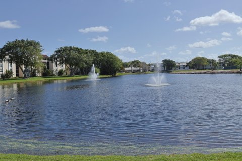 Condominio en venta en Delray Beach, Florida, 1 dormitorio, 67.91 m2 № 1118721 - foto 2