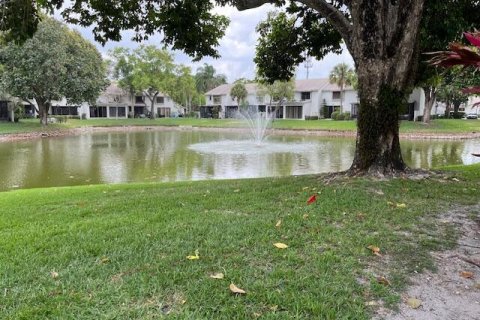 Condominio en venta en Coconut Creek, Florida, 3 dormitorios, 104.05 m2 № 1182552 - foto 16